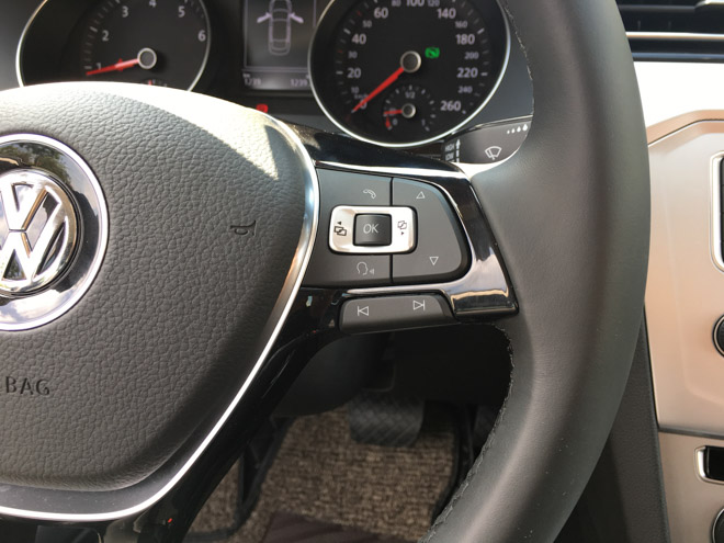 Soi chi tiết Volkswagen Passat 2018 giá 1,4 tỷ đồng: Đối thủ Toyota Camry